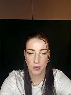Snapshot of LuLuLover89 chatting on February 26, 12:16 am LuLuLover89 online show from February 26, 12:16 am