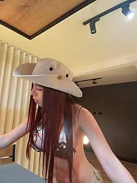 carolynnetrujillo online show from May 30, 5:37 am