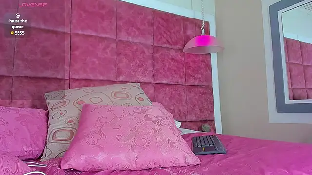 Drake Nassir4 online show from February 15, 5:28 pm