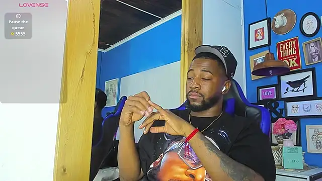 Drake Nassir4 online show from September 17, 9:16 pm