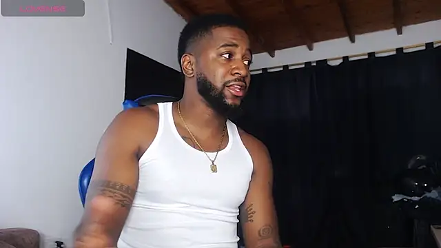 Snapshot of Drake_Nassir4 chatting on June 5, 6:52 am Drake Nassir4 online show from June 5, 6:52 am