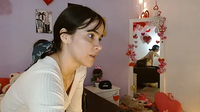 Snapshot of Kimandyuk chatting on March 3, 7:49 pm Kimandyuk online show from March 3, 7:49 pm