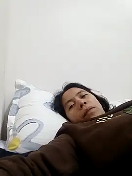 Snapshot of doggiepossession chatting on February 25, 2:22 pm doggiepossession online show from February 25, 2:22 pm