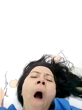 Snapshot of doggiepossession chatting on March 14, 4:40 pm doggiepossession online show from March 14, 4:40 pm