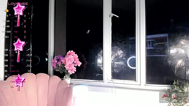 Snapshot of Megan_Lim chatting on December 28, 10:36 am Megan Lim online show from December 28, 10:36 am