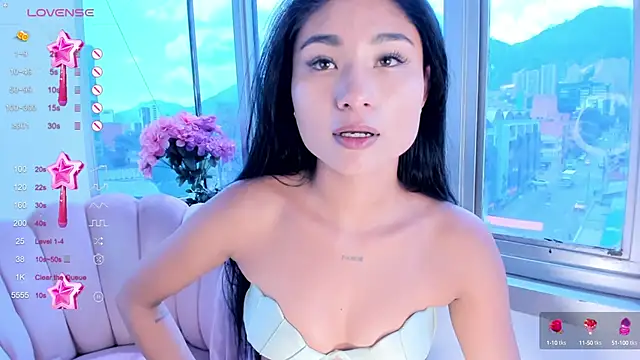 Snapshot of Megan_Lim chatting on January 8, 4:33 pm Megan Lim online show from January 8, 4:33 pm