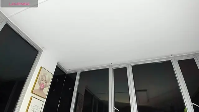 Snapshot of Megan_Lim chatting on March 6, 10:09 am Megan Lim online show from March 6, 10:09 am