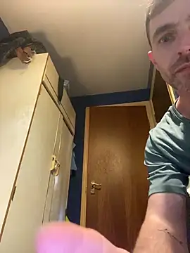 Snapshot of Justforfun2022@xh chatting on March 4, 1:39 pm Justforfun2022xh online show from March 4, 1:39 pm