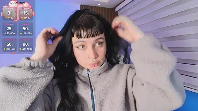 Snapshot of Lucy_Smith2 chatting on September 30, 7:52 pm Lucy Smith2 online show from September 30, 7:52 pm