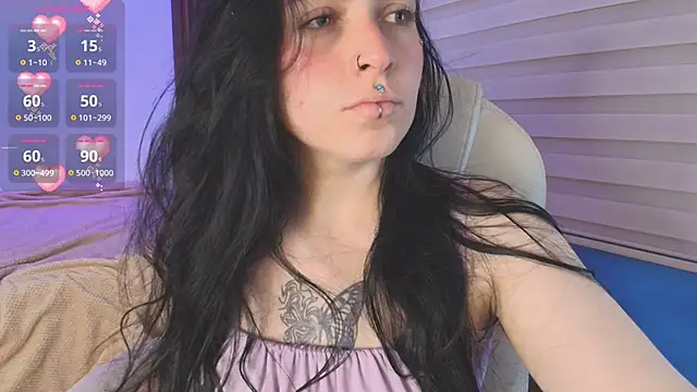 Snapshot of Lucy_Smith2 chatting on October 2, 7:43 pm Lucy Smith2 online show from October 2, 7:43 pm