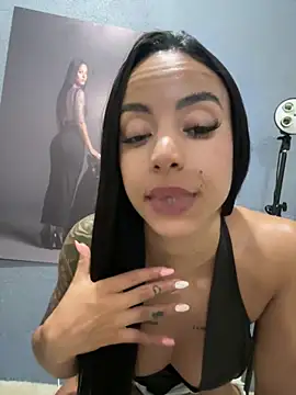 Elamesmamorena online show from May 18, 10:15 pm