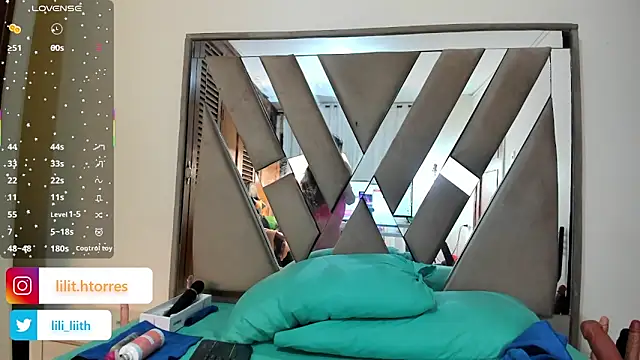 LILITH TORRES1 online show from November 26, 9:05 pm