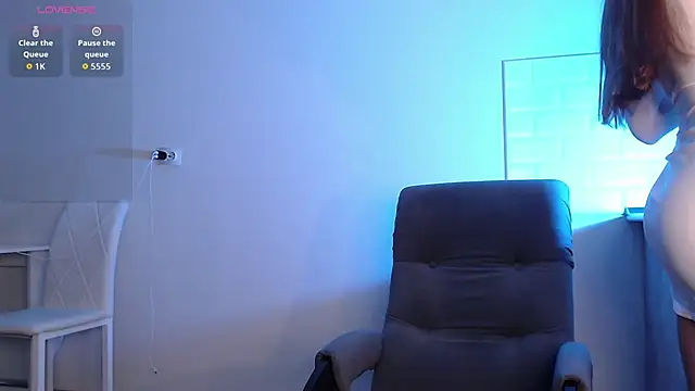 Snapshot of Eva_Hailey_ chatting on February 4, 4:40 am Eva Hailey online show from February 4, 4:40 am