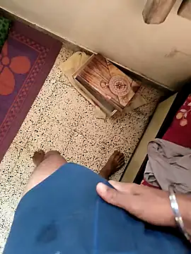 Snapshot of SurjS9 chatting on January 5, 4:25 am SurjS9 online show from January 5, 4:25 am