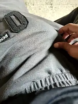 Snapshot of SurjS9 chatting on November 3, 4:47 am SurjS9 online show from November 3, 4:47 am