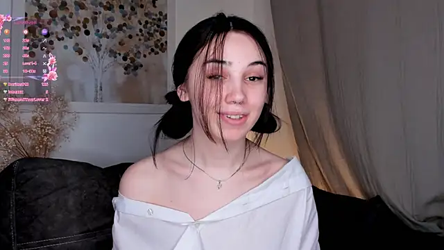 Snapshot of GillianDowdey chatting on January 22, 7:25 am GillianDowdey online show from January 22, 7:25 am