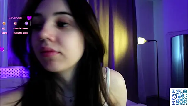 Snapshot of GillianDowdey chatting on March 5, 1:21 am GillianDowdey online show from March 5, 1:21 am