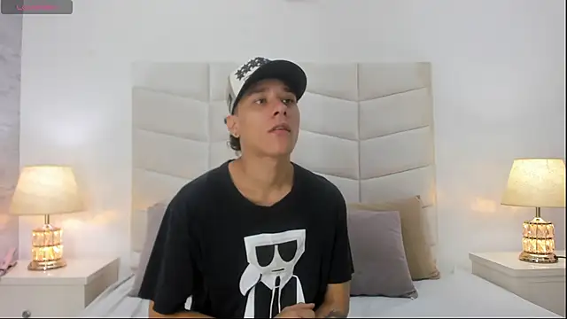 Snapshot of Buda_and_Cataleya_ chatting on March 17, 2:01 pm Buda and Cataleya  online show from March 17, 2:01 pm