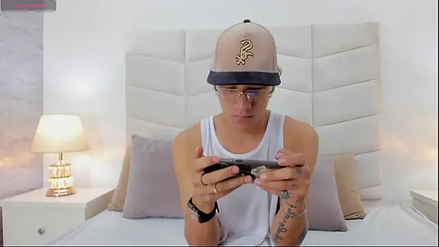 Snapshot of Buda_and_Cataleya_ chatting on March 22, 2:03 pm Buda and Cataleya  online show from March 22, 2:03 pm