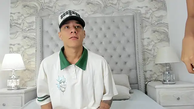 Snapshot of Buda_and_Cataleya_ chatting on October 8, 2:47 pm Buda and Cataleya  online show from October 8, 2:47 pm