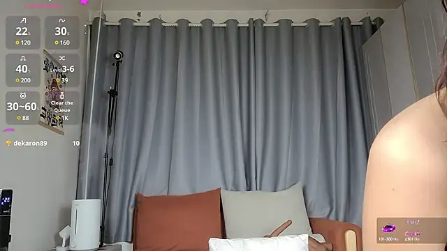 Snapshot of Youth3_ chatting on January 18, 1:29 pm Youth3  online show from January 18, 1:29 pm