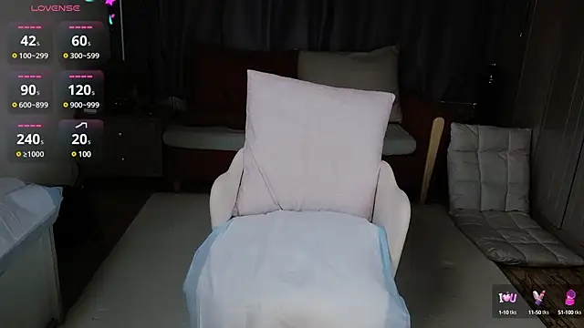 Snapshot of Youth3_ chatting on January 22, 4:33 pm Youth3  online show from January 22, 4:33 pm