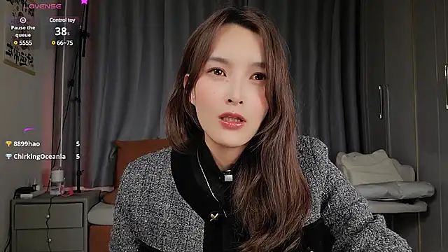 Snapshot of Youth3_ chatting on February 5, 3:09 pm Youth3  online show from February 5, 3:09 pm