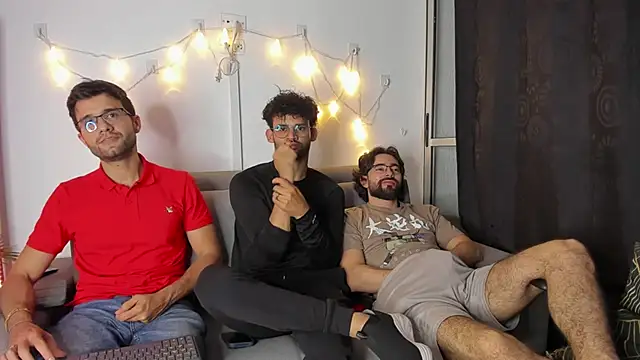 crisandrews online show from January 30, 4:06 am