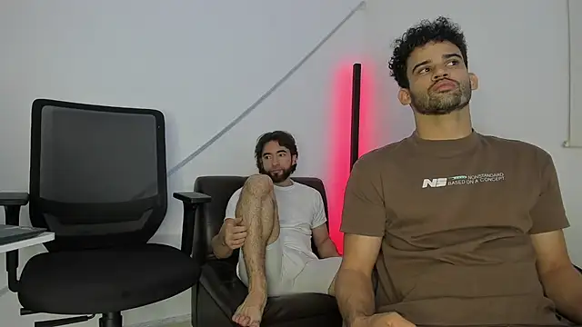 crisandrews online show from October 9, 3:04 am