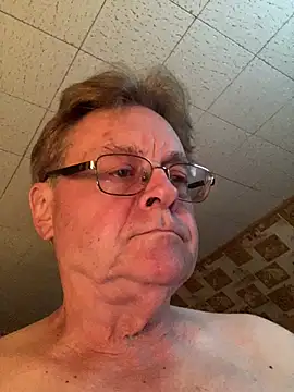 Tonybaloney1972 online show from May 20, 10:32 am