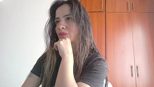 julietta   jackson online show from April 25, 6:05 pm