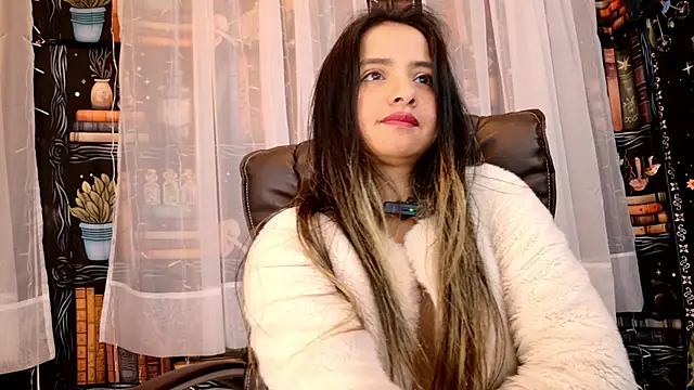 julietta   jackson online show from May 13, 8:27 pm