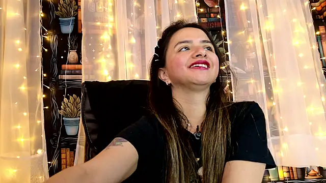 julietta   jackson online show from June 11, 12:32 am