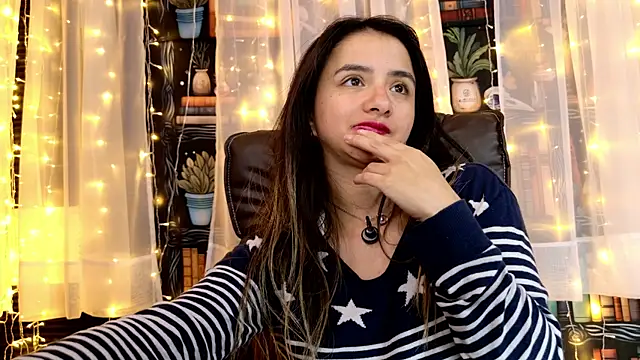 julietta   jackson online show from June 14, 2:24 am