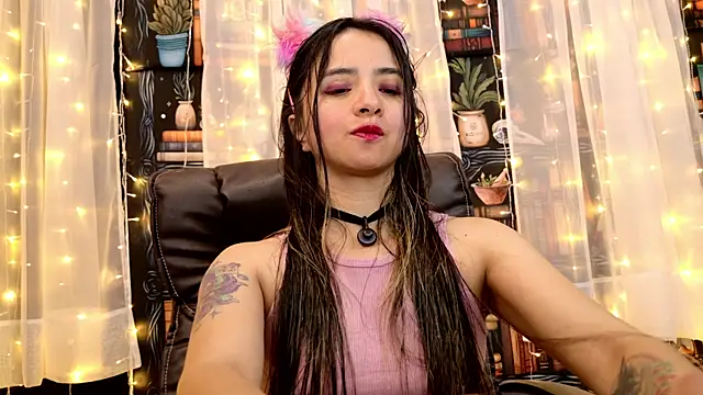 julietta   jackson online show from June 20, 7:27 pm
