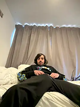 Snapshot of wolfwhite95 chatting on November 3, 11:11 am wolfwhite95 online show from November 3, 11:11 am