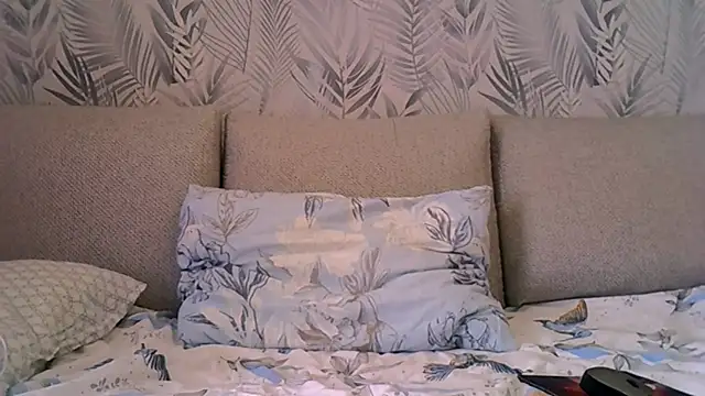 Snapshot of ShelaDiass chatting on March 29, 2:55 am ShelaDiass online show from March 29, 2:55 am