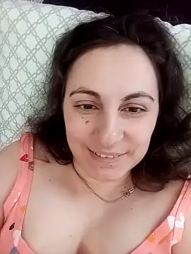 Snapshot of ShelaDiass chatting on April 17, 9:12 am ShelaDiass online show from April 17, 9:12 am