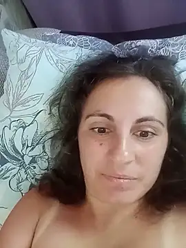 Snapshot of ShelaDiass chatting on July 4, 4:51 am ShelaDiass online show from July 4, 4:51 am