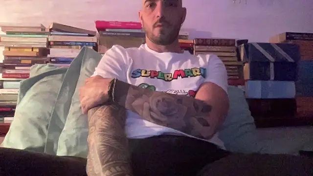 alessandromori91 online show from April 11, 9:19 pm