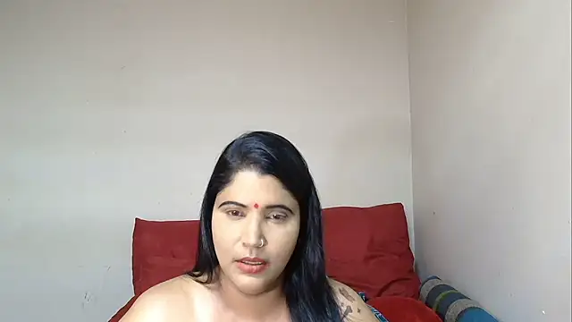 Snapshot of XIndianintimacy chatting on January 4, 8:05 pm XIndianintimacy online show from January 4, 8:05 pm