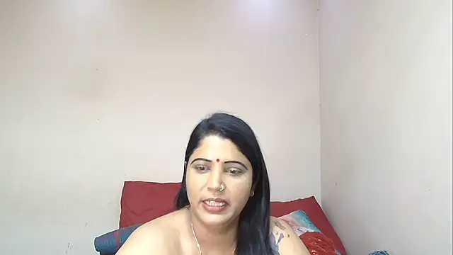 Snapshot of XIndianintimacy chatting on February 1, 11:06 pm XIndianintimacy online show from February 1, 11:06 pm