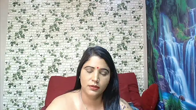 Snapshot of XIndianintimacy chatting on March 6, 11:20 pm XIndianintimacy online show from March 6, 11:20 pm