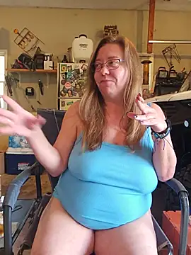 MsShelby40 online show from June 11, 7:23 pm