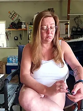 MsShelby40 online show from June 16, 3:58 pm