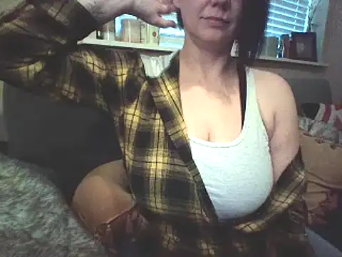 Big-Tits-McGee online show from January 29, 3:37 pm