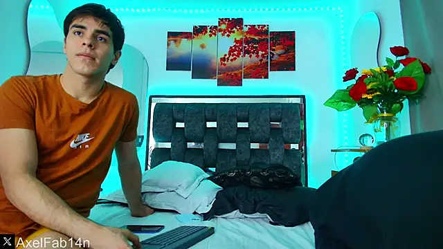 Alex and Fabian online show from February 22, 9:48 pm