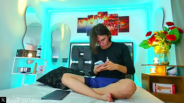 Alex and Fabian online show from February 25, 6:31 pm