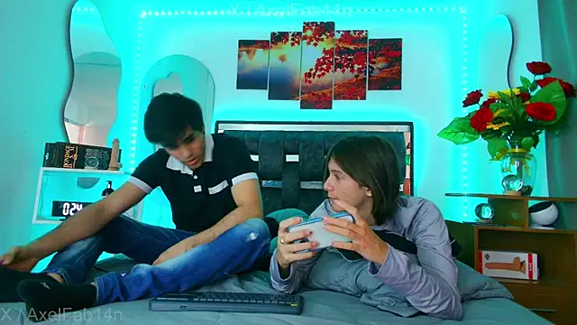 Alex and Fabian online show from March 13, 6:45 pm