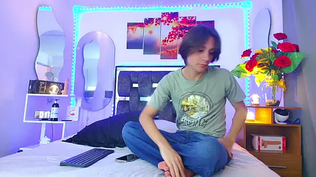 Alex and Fabian online show from March 22, 6:36 pm